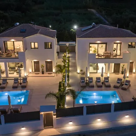 Nuera Luxury - 4br With Pool By Mana Gers Plános
