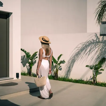 Nuera Luxury - 4br With Pool By Mana Gers * Plános