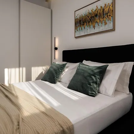 Nuera Luxury - 4br With Pool By Mana Gers Plános