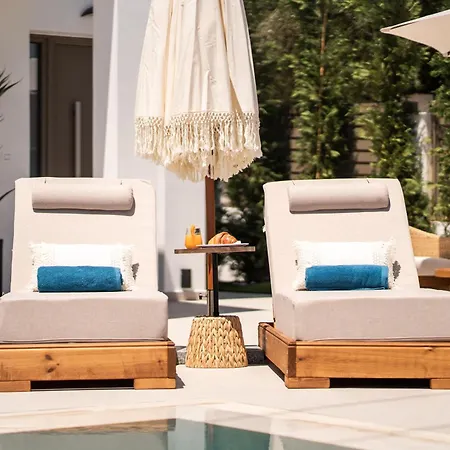 Nuera Luxury - 4br With Pool By Mana Gers
